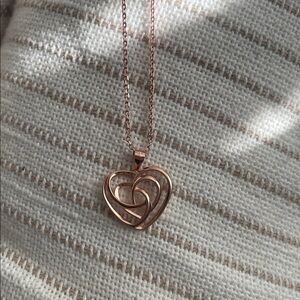 Rose gold heart necklace stainless shell hypoallergenic new in box
